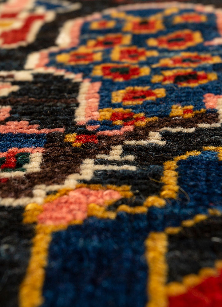 aalam blue wool hand knotted Rug - CloseUp
