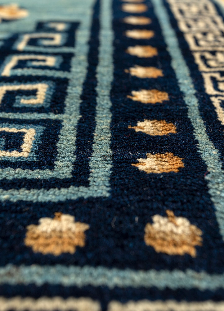 pechino blue wool hand knotted Rug - CloseUp