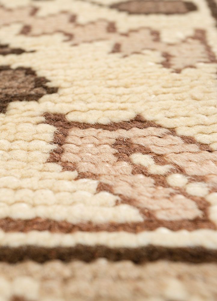 kiaan ivory wool hand knotted Rug - CloseUp