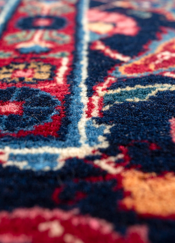 aalam ivory wool hand knotted Rug - CloseUp