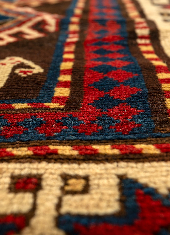 kiaan grey and black wool hand knotted Rug - CloseUp