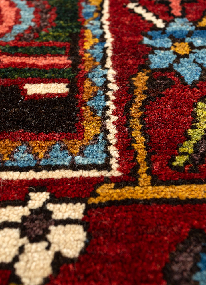 aalam green wool hand knotted Rug - CloseUp