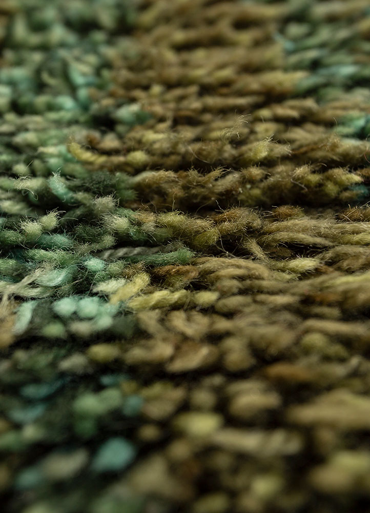 zuri blue wool hand knotted Rug - CloseUp