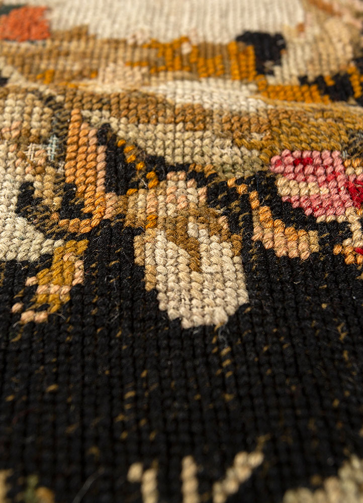 pechino grey and black wool hand knotted Rug - CloseUp