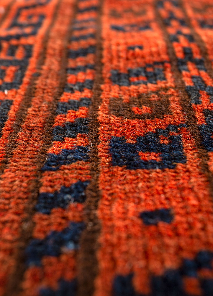 kiaan red and orange wool hand knotted Rug - CloseUp