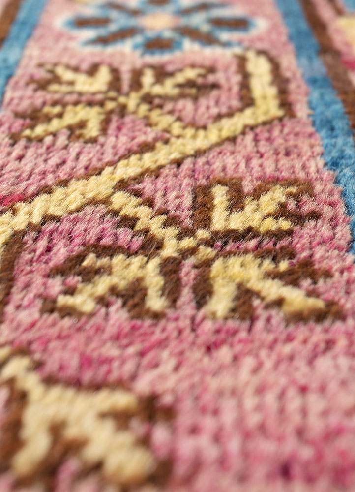 aalam blue wool hand knotted Rug - CloseUp