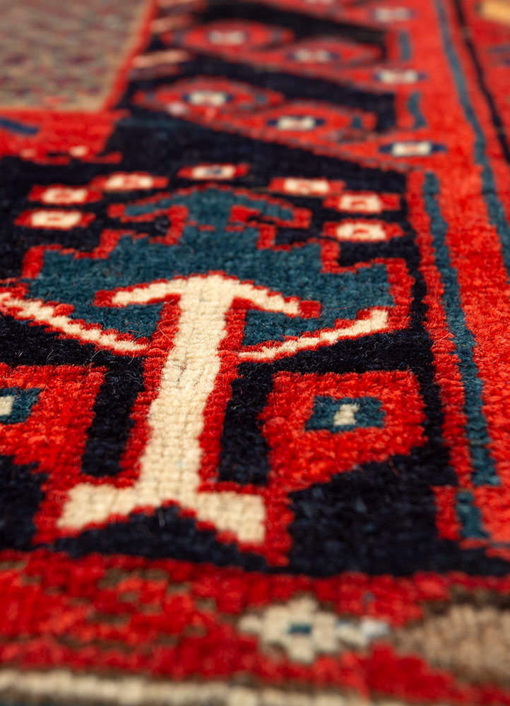 aalam grey and black wool hand knotted Rug - CloseUp