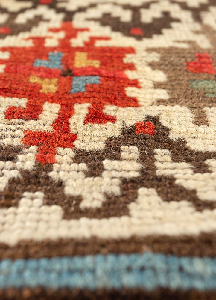 aalam ivory wool hand knotted Rug - CloseUp