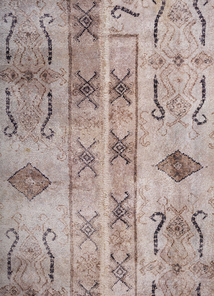provenance ivory bamboo silk hand knotted Rug - CloseUp