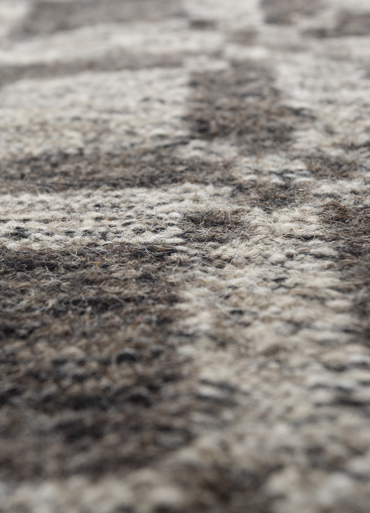 indusbar ivory wool flat weaves Rug - CloseUp