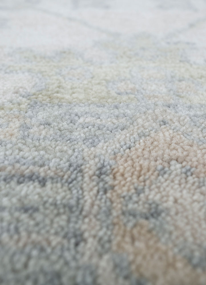 savana ivory wool hand knotted Rug - CloseUp