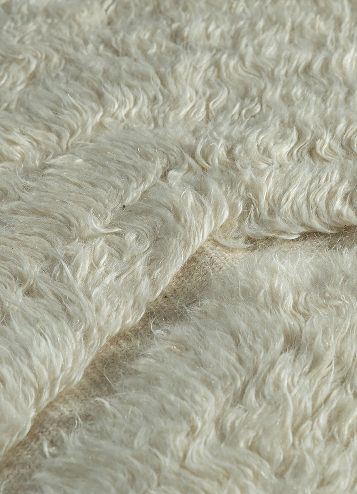 zuri beige and brown mohair wool hand knotted Rug - CloseUp