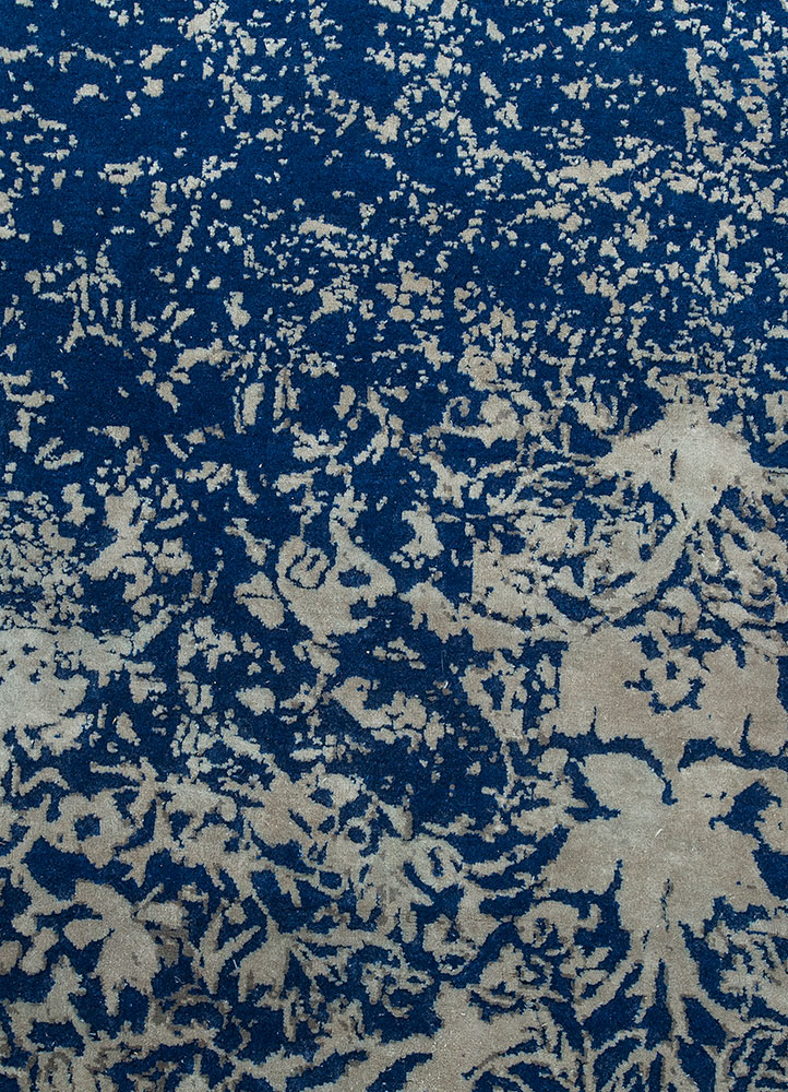 free verse by kavi blue  hand knotted Rug - CloseUp