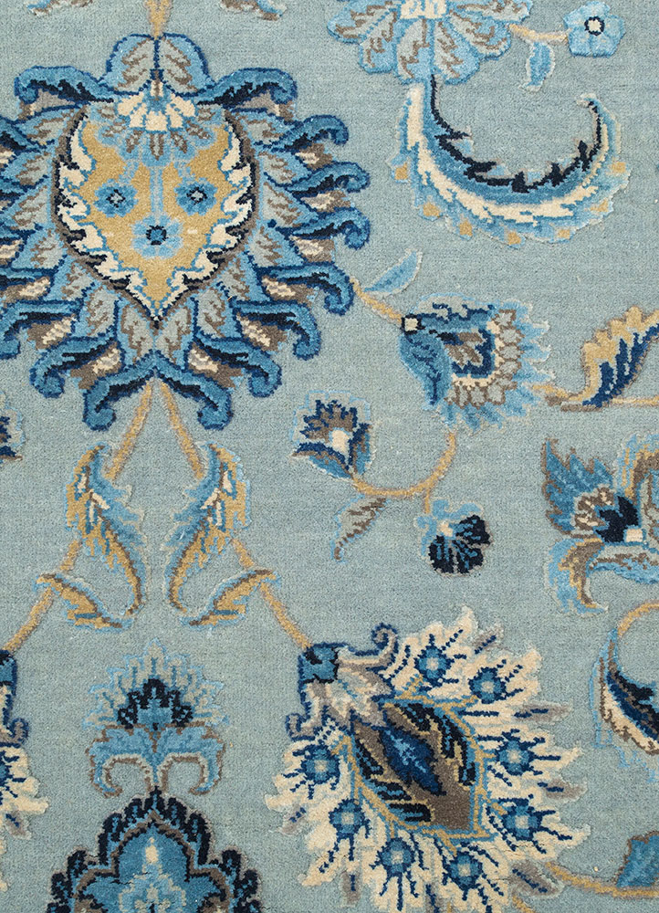 aurora blue wool and silk hand knotted Rug - CloseUp