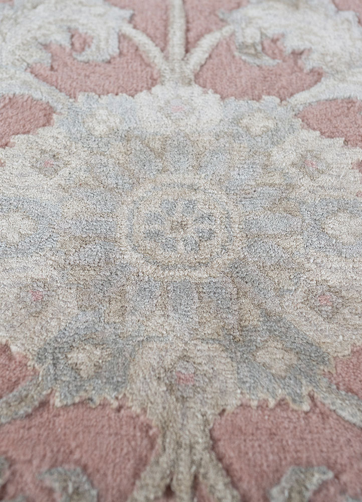 aurora red and orange wool and silk hand knotted Rug - CloseUp
