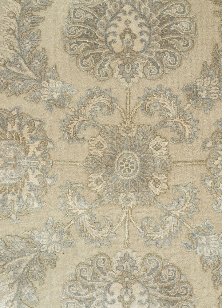 aurora ivory wool and silk hand knotted Rug - CloseUp