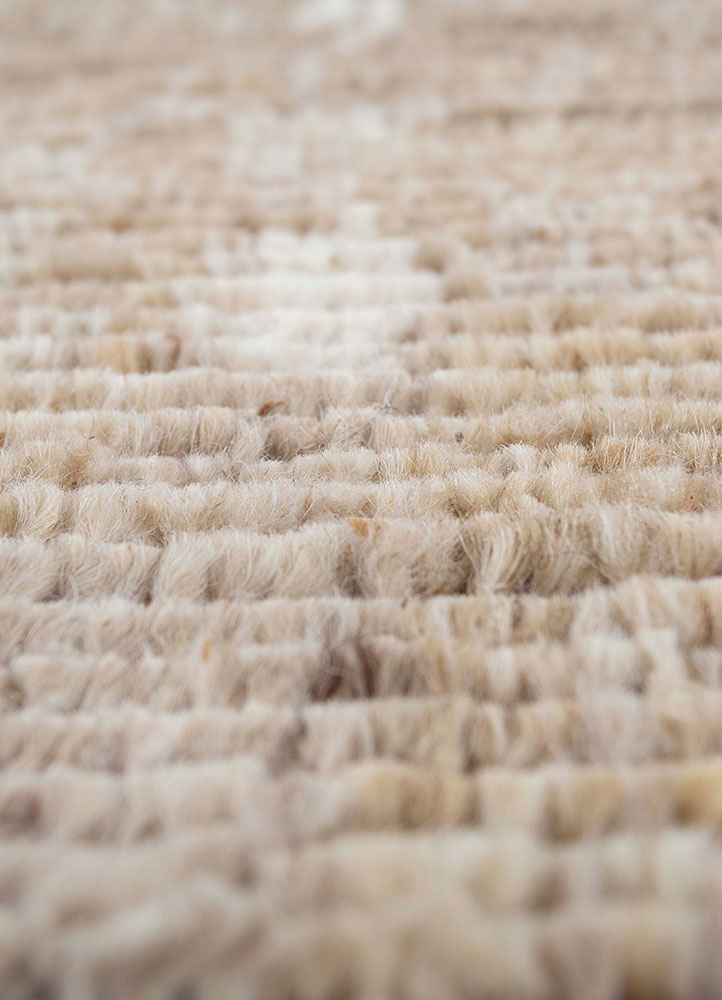 uvenuti ivory afghan wool hand knotted Rug - CloseUp