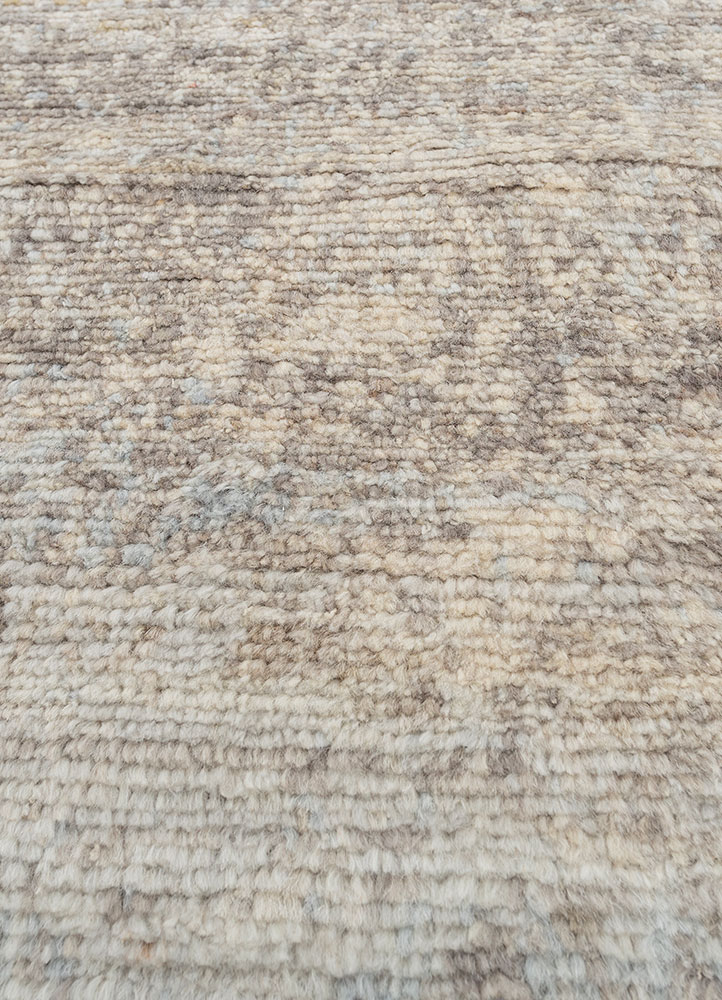 uvenuti ivory afghan wool hand knotted Rug - CloseUp