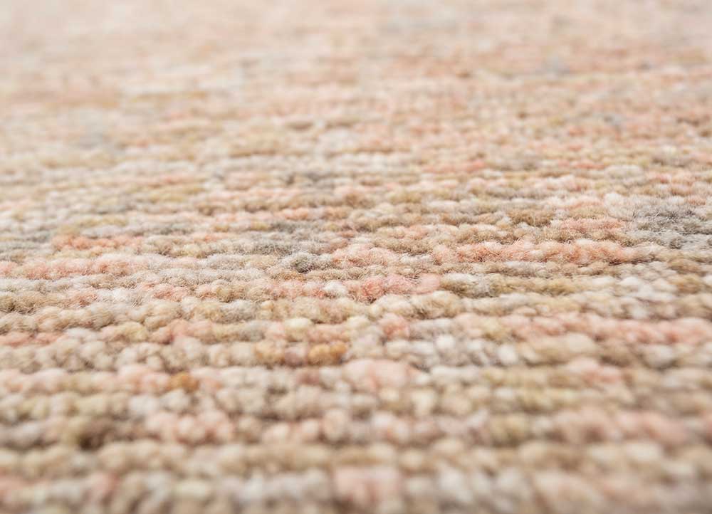 manifest red and orange wool hand knotted Rug - CloseUp