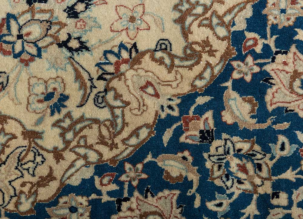 aalam blue wool hand knotted Rug - CloseUp
