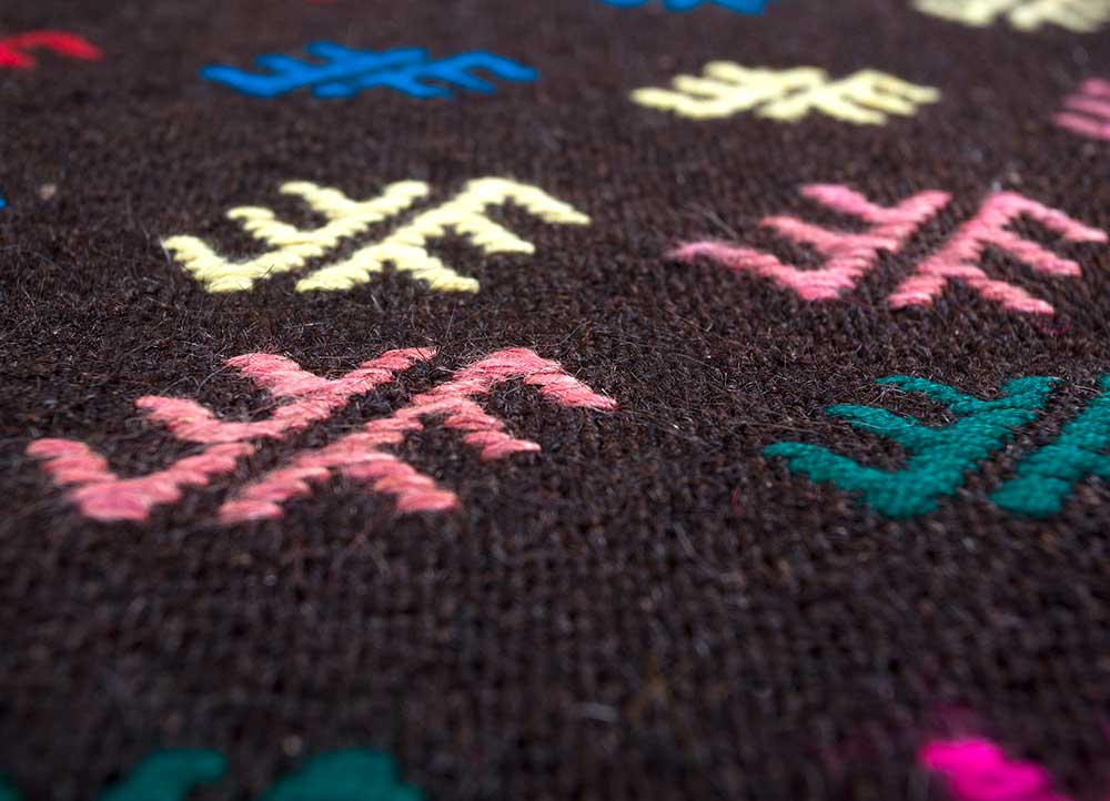 nuray multi wool hand knotted Rug - CloseUp