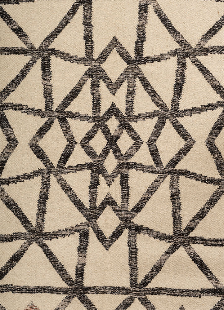 indusbar ivory wool flat weaves Rug - CloseUp