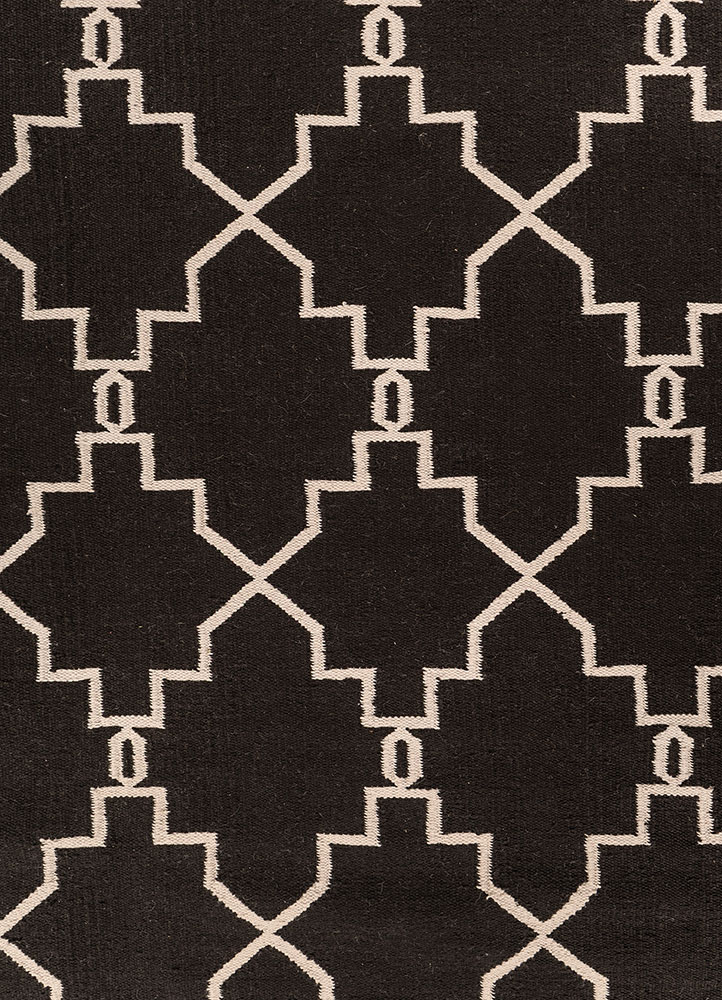 indusbar grey and black wool flat weaves Rug - CloseUp