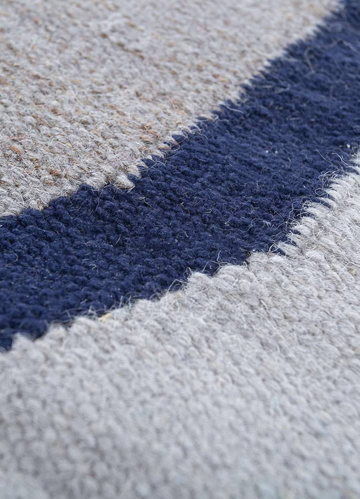 indusbar green wool flat weaves Rug - CloseUp
