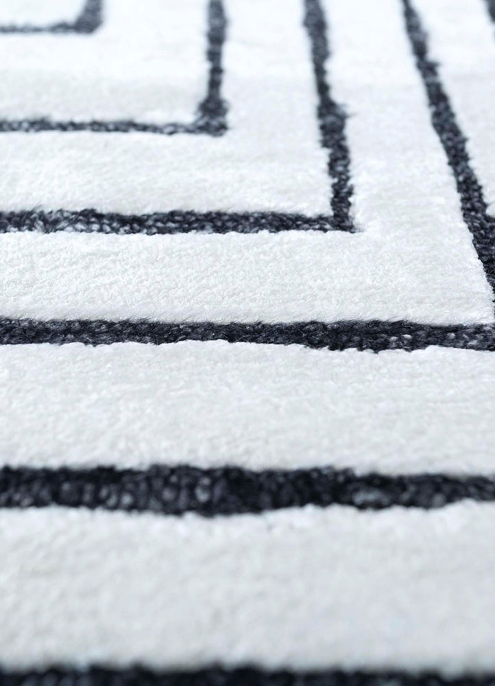 azalea ivory viscose hand knotted Rug - CloseUp