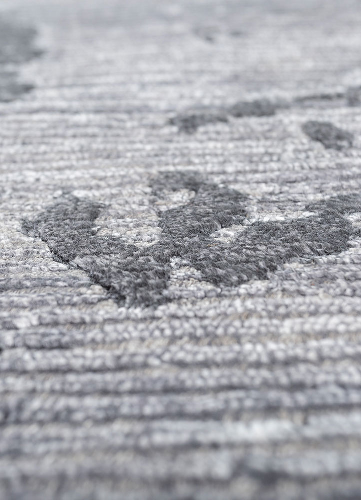 entropy blue wool and viscose hand knotted Rug - CloseUp