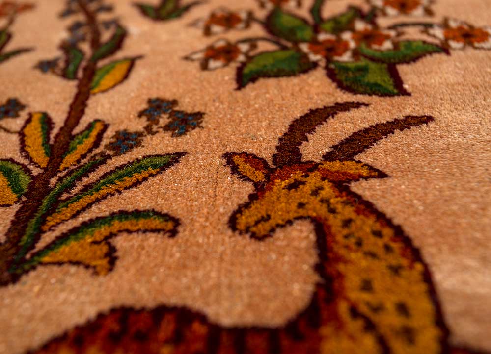 gulmarg green silk hand knotted Rug - CloseUp
