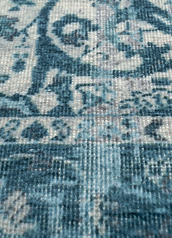 gulmarg blue silk hand knotted Rug - CloseUp
