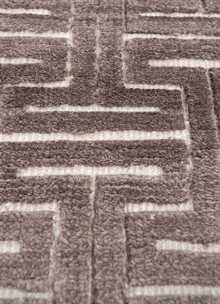 thyme grey and black wool and bamboo silk hand knotted Rug - CloseUp