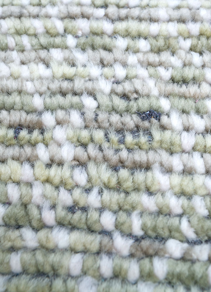 kairos grey and black wool hand knotted Rug - CloseUp