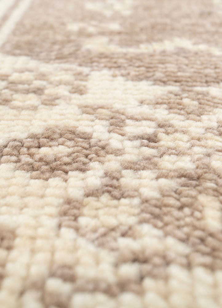 thyme beige and brown wool hand knotted Rug - CloseUp
