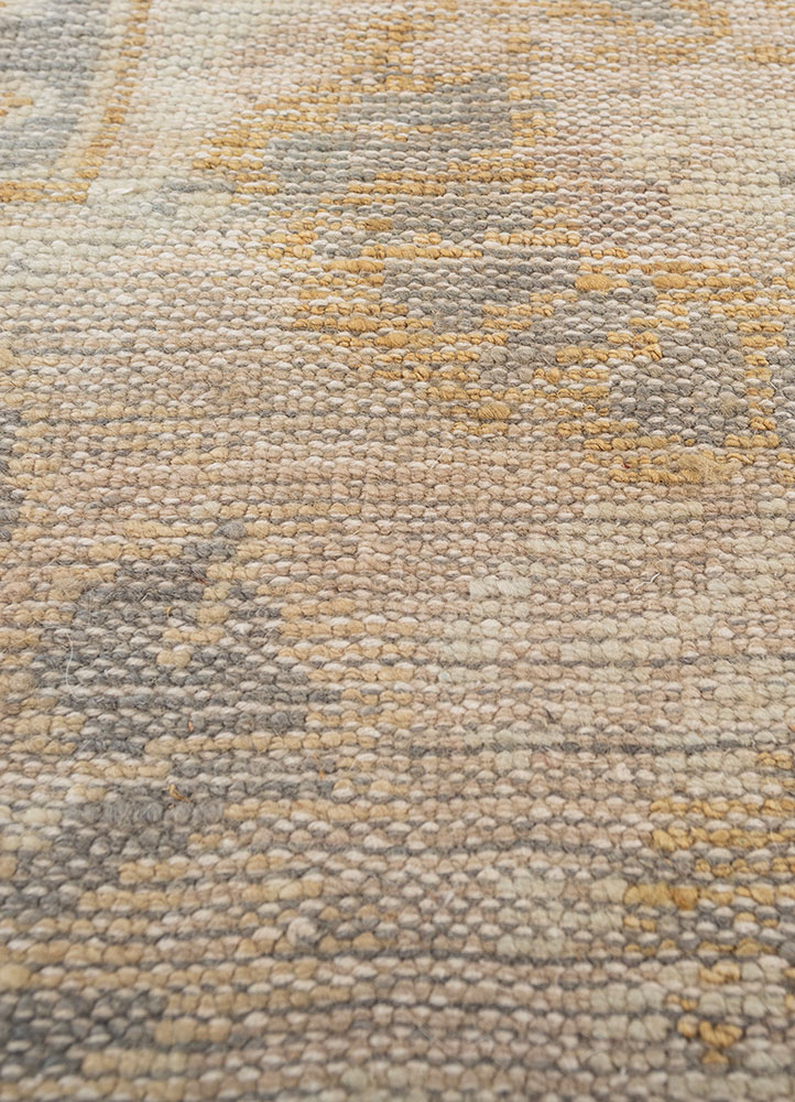erbe beige and brown wool hand knotted Rug - CloseUp