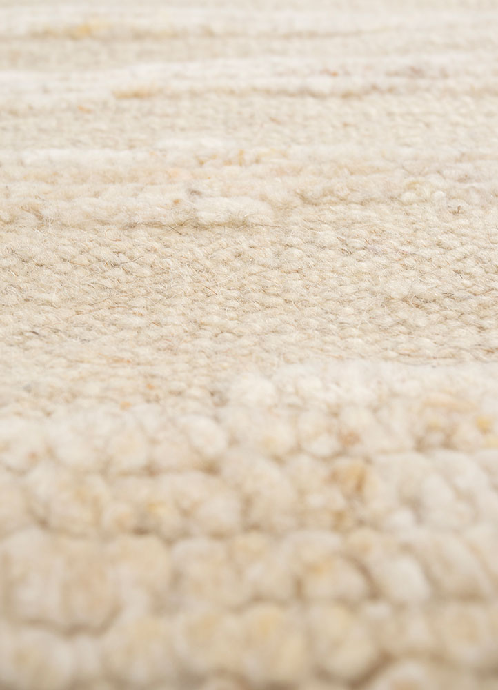 manifest beige and brown wool hand knotted Rug - CloseUp
