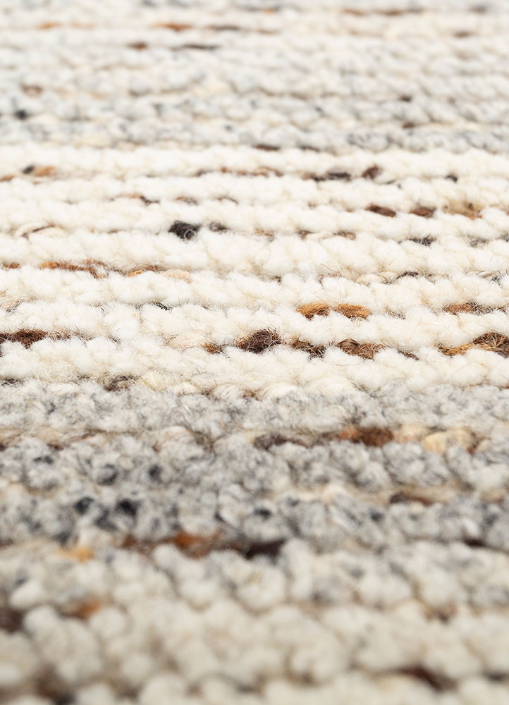 manifest beige and brown wool hand knotted Rug - CloseUp