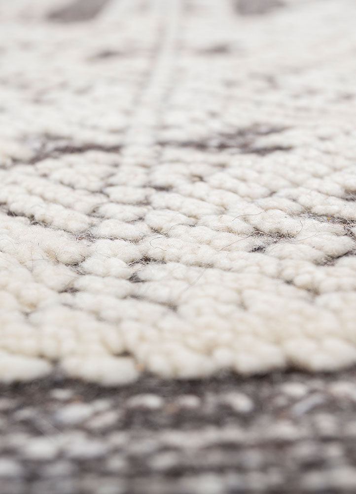 thyme ivory wool hand knotted Rug - CloseUp
