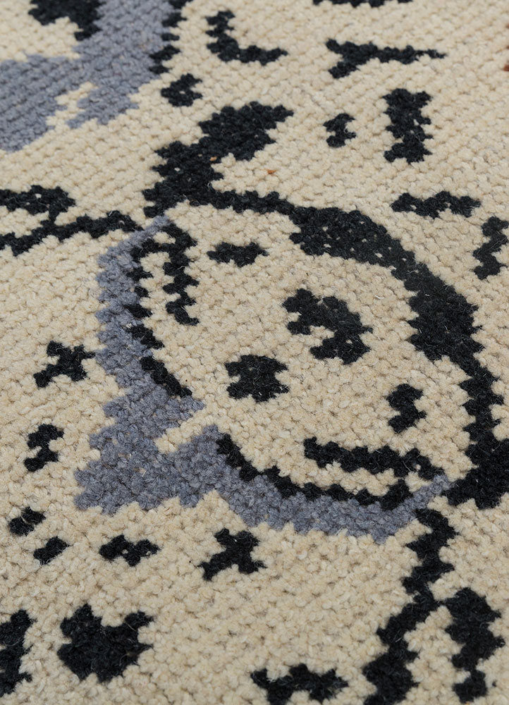 pansy ivory wool hand knotted Rug - CloseUp