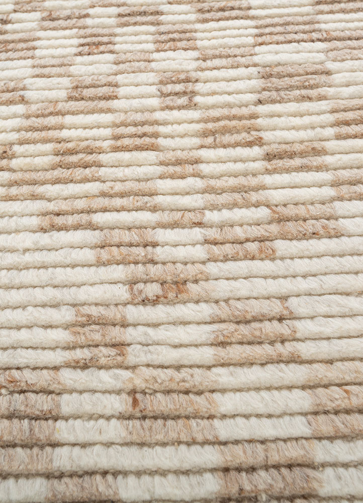 thyme ivory wool hand knotted Rug - CloseUp