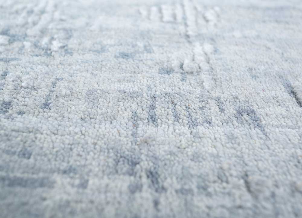 entropy grey and black wool and silk hand knotted Rug - CloseUp