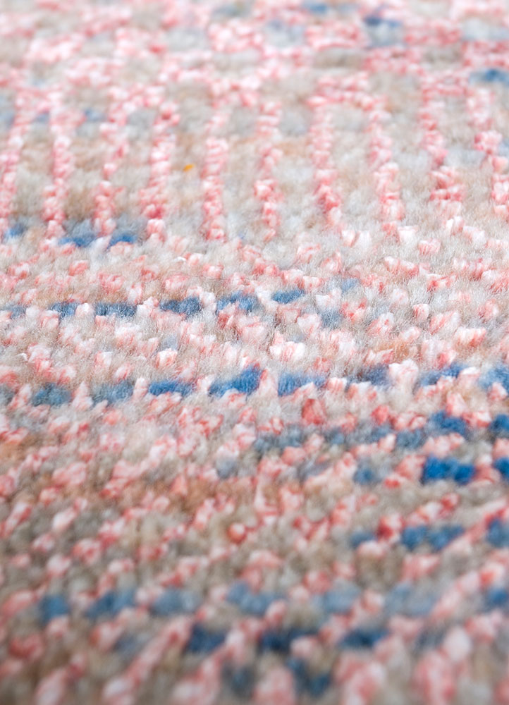 kairos pink and purple wool and viscose hand knotted Rug - CloseUp