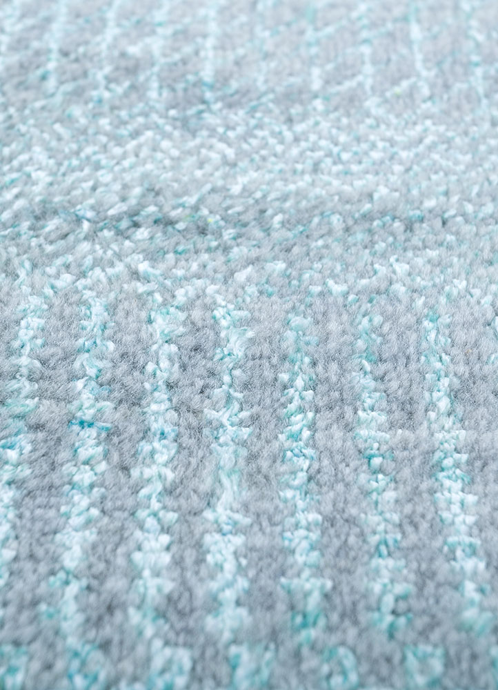 kairos blue wool and viscose hand knotted Rug - CloseUp