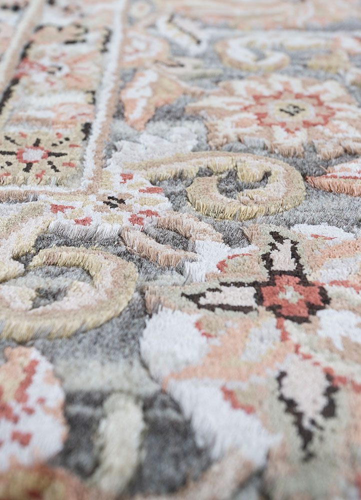 aurora grey and black wool and viscose hand knotted Rug - CloseUp