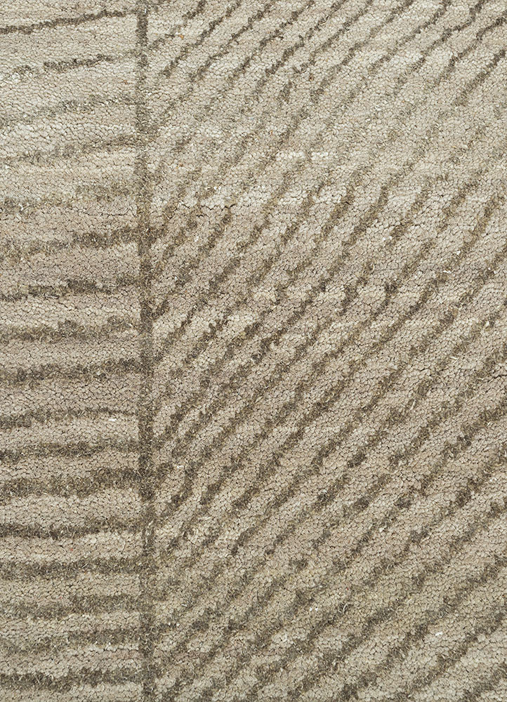 hidden by kavi ivory wool and silk hand knotted Rug - CloseUp