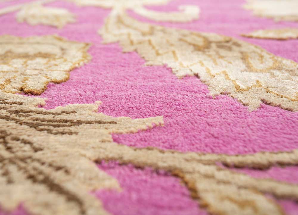 aurora pink and purple wool and silk hand knotted Rug - CloseUp