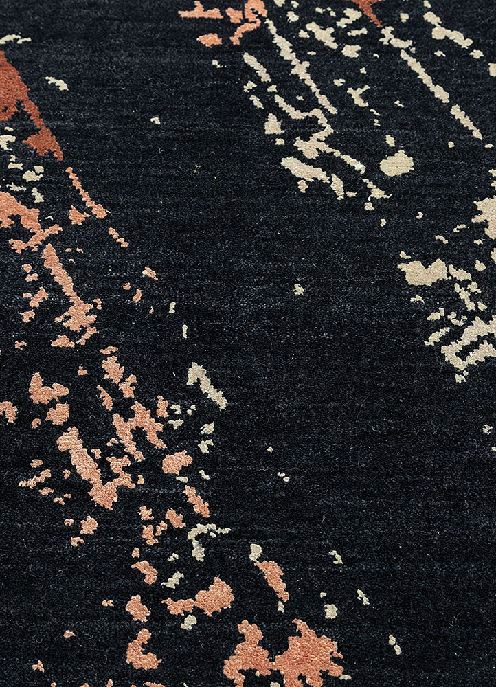 uvenuti blue wool and silk hand knotted Rug - CloseUp