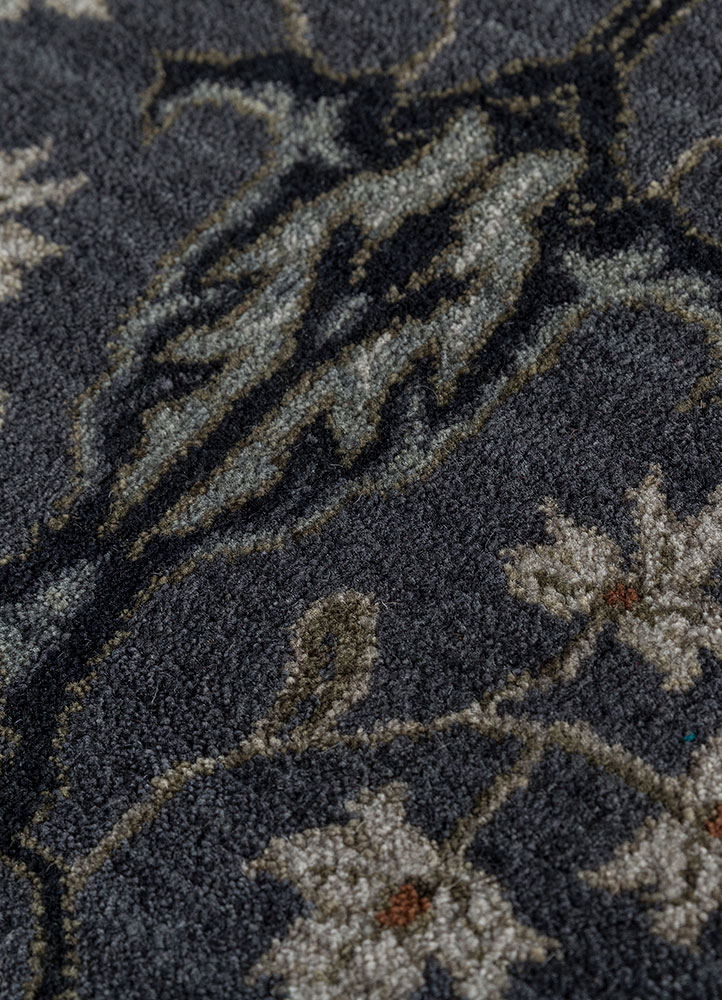 gulnar grey and black wool hand knotted Rug - CloseUp