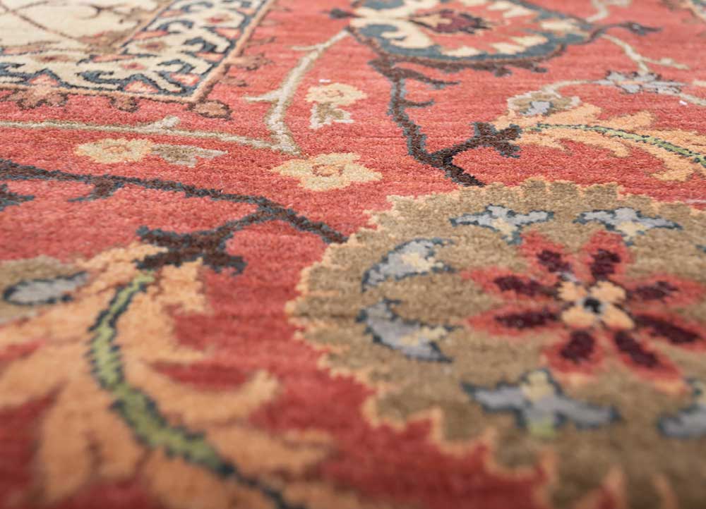 gulnar gold wool hand knotted Rug - CloseUp